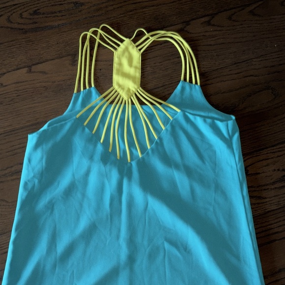 Swim cover up - Picture 5 of 5